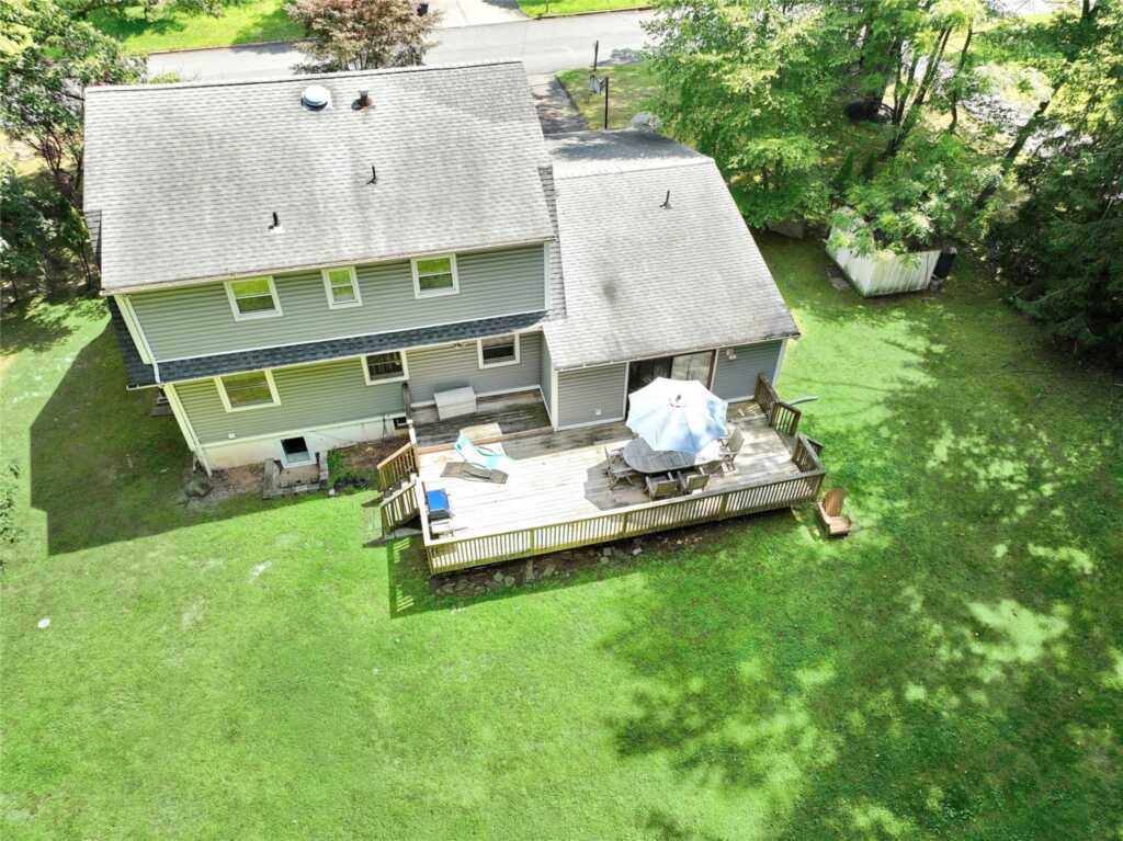 121 Smith Hill Road, Suffern, NY 10901 - Photo 29 of 35