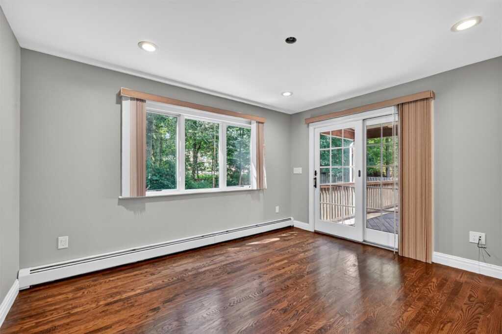 22 Hillside Drive, New City, NY 10956 - Photo 9 of 28