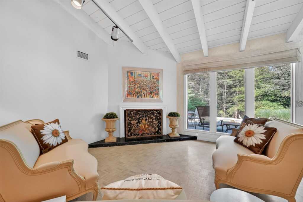 44 Woodhaven Drive, New City, NY 10956 - Photo 7 of 28