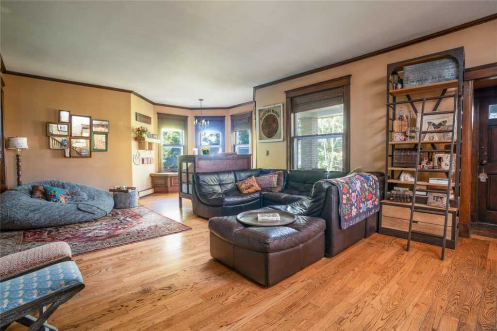 65 Rockledge Drive, Suffern, NY 10901 - Photo 13 of 48