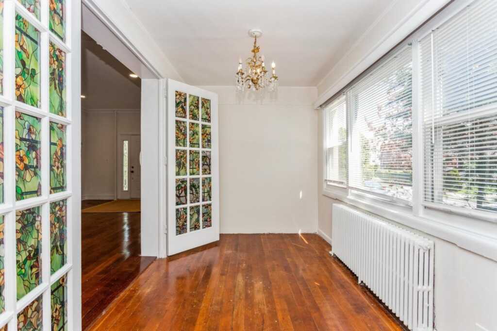24 Kress Avenue, New Rochelle, NY 10801 - Photo 10 of 44