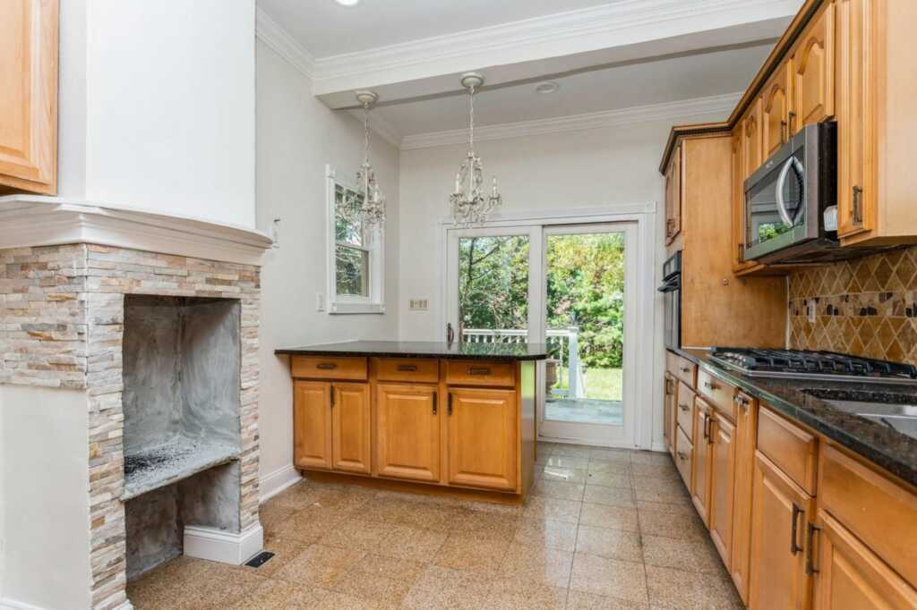 24 Kress Avenue, New Rochelle, NY 10801 - Photo 19 of 44