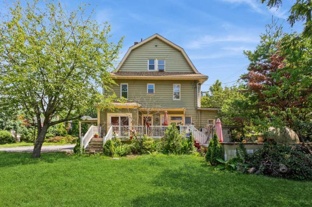 24 Kress Avenue, New Rochelle, NY 10801 - Photo 37 of 44