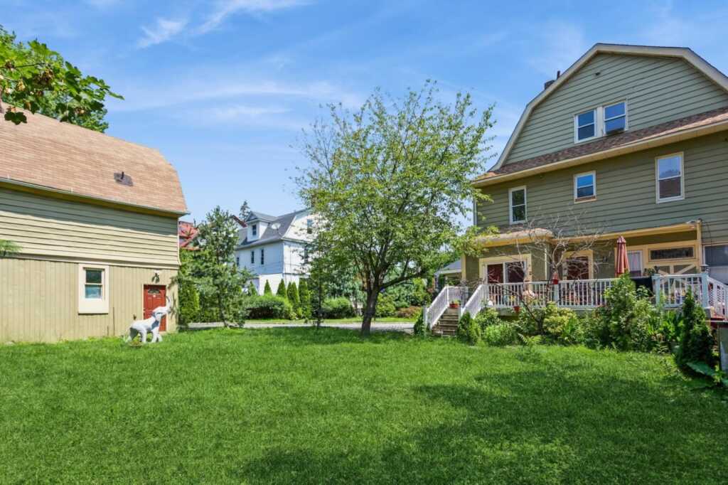 24 Kress Avenue, New Rochelle, NY 10801 - Photo 38 of 44