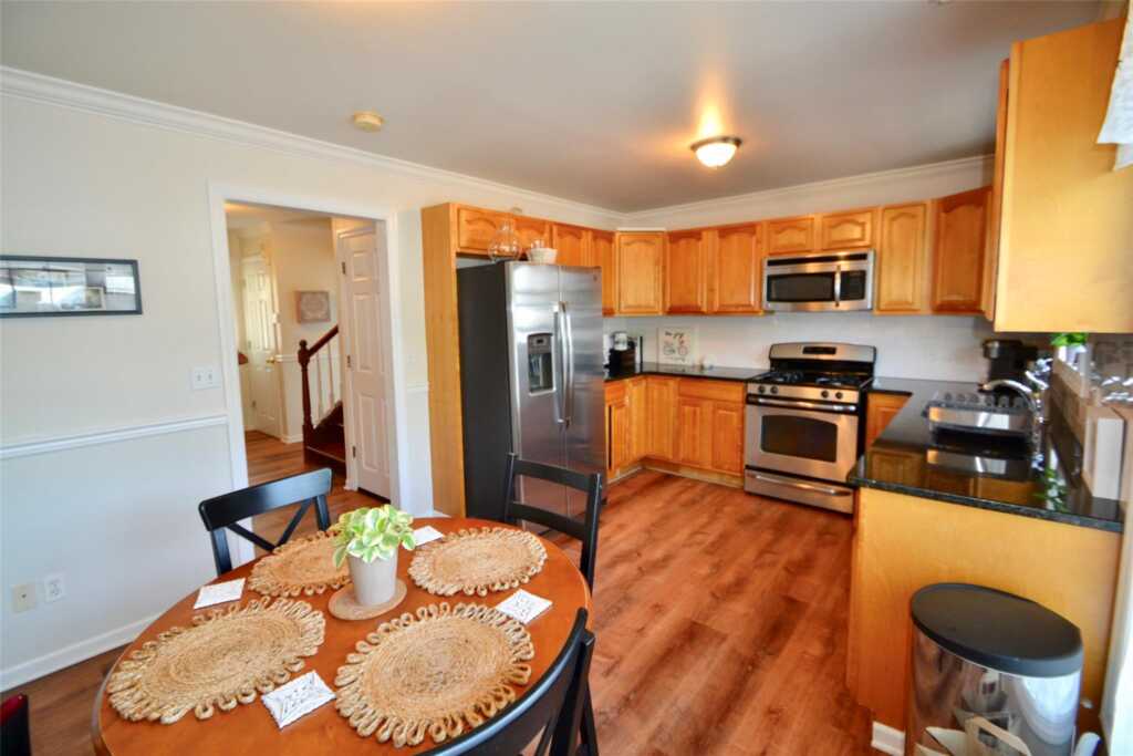 233 Midland Avenue, Nyack, NY 10960 - Photo 2 of 17
