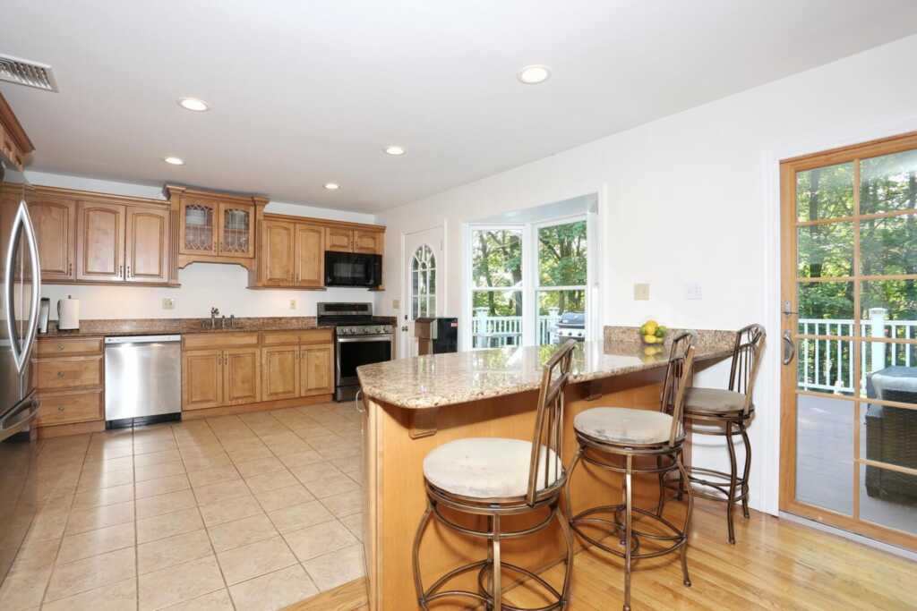 25 Augur Road, Suffern, NY 10901 - Photo 6 of 25