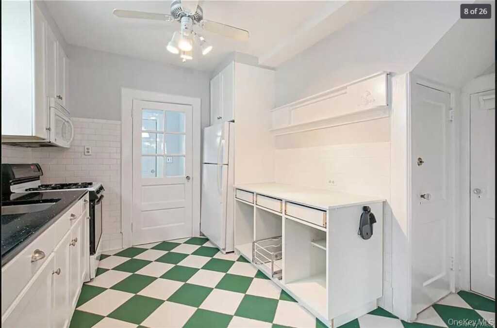 78 Bryant Avenue, White Plains, NY 10605 - Photo 11 of 15