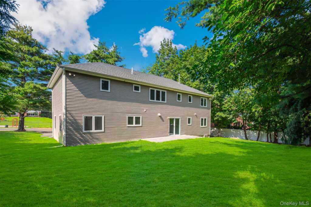 250 Blauvelt Road, Pearl River, NY 10965 - Photo 28 of 33
