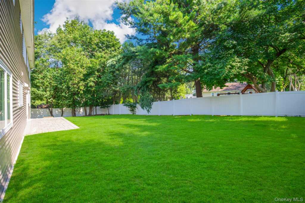 250 Blauvelt Road, Pearl River, NY 10965 - Photo 29 of 33