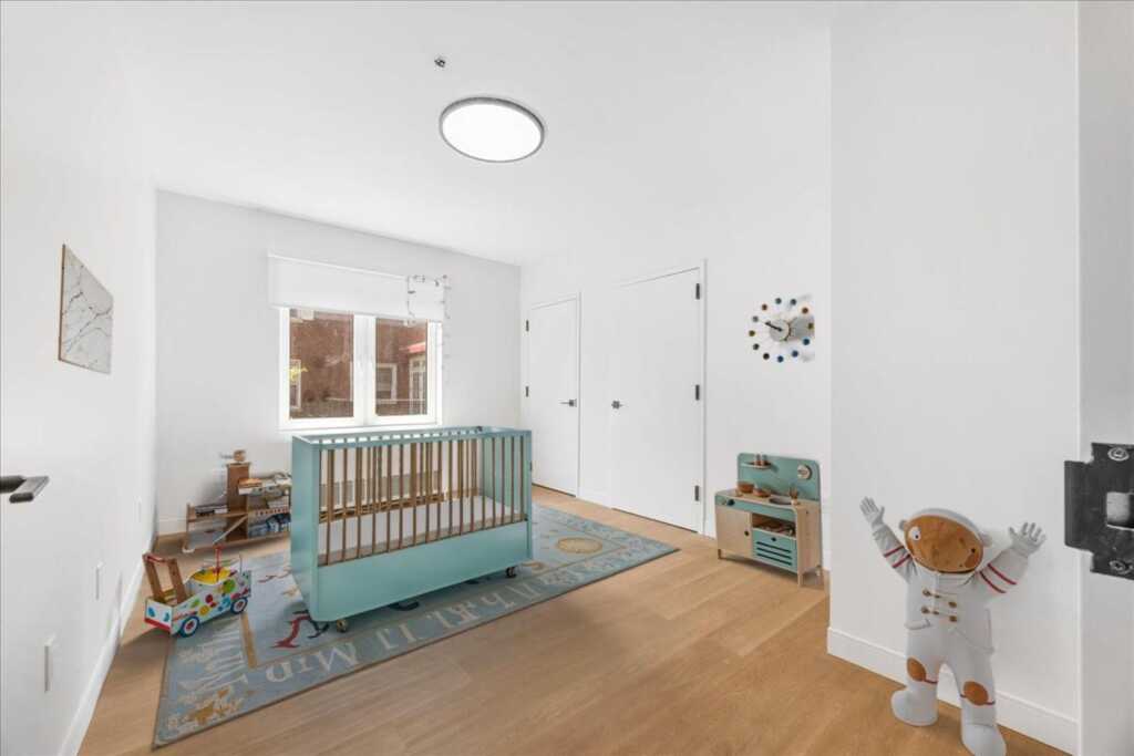 8 Chester Avenue, Unit #124, White Plains, NY 10601 - Photo 6 of 12