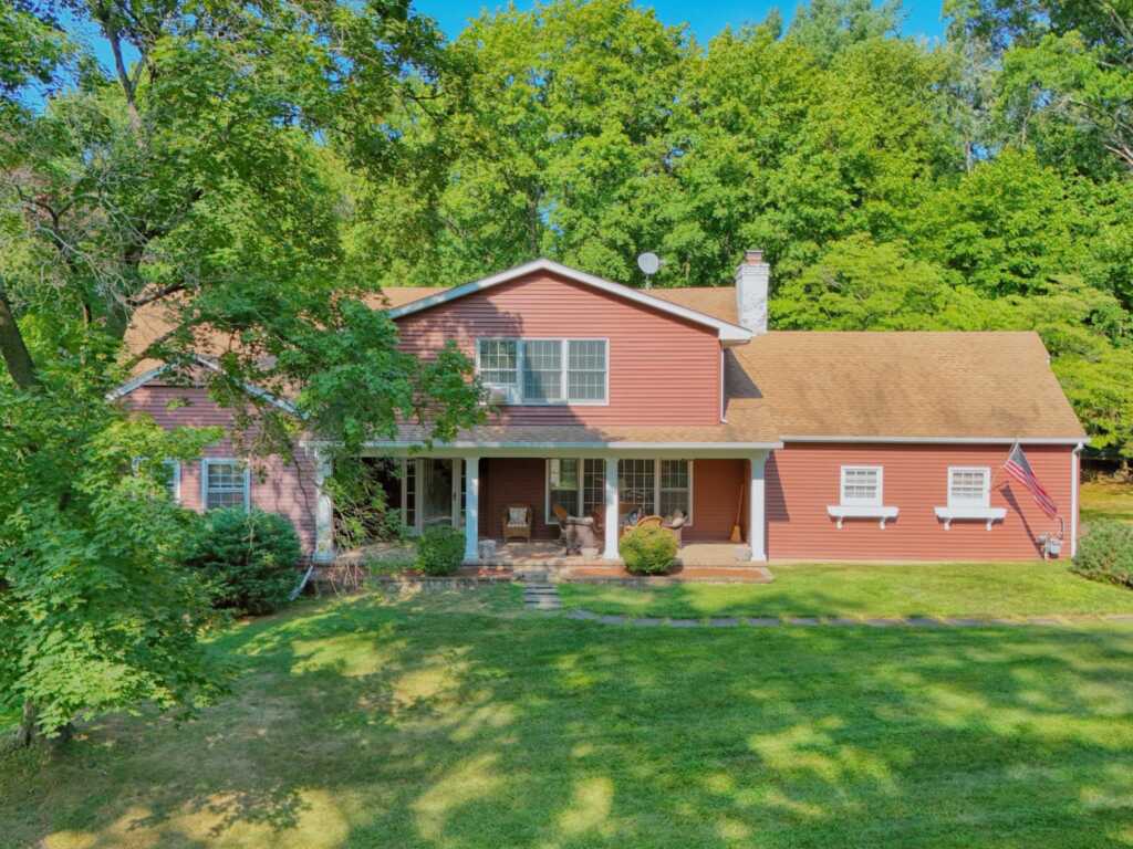 10 Linda Drive, Suffern, NY 10901