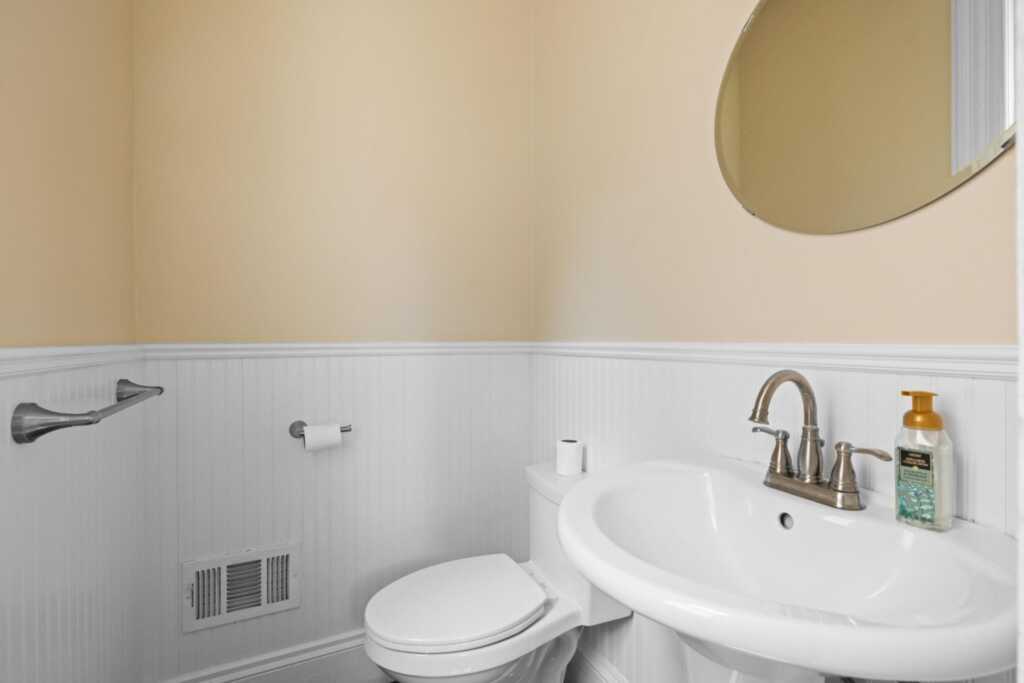 188 Orange Avenue, Unit #B, Suffern, NY 10901 - Photo 9 of 21