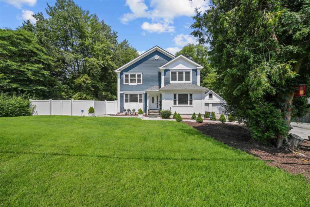 36 New Valley Road, New City, NY 10956 - Photo 2 of 20
