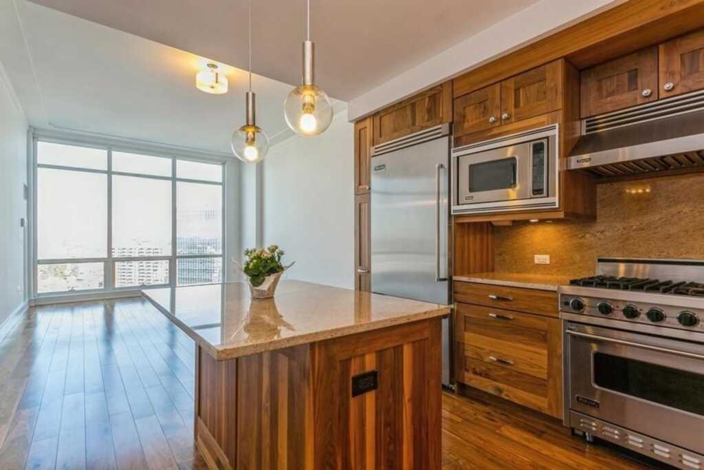 5 Renaissance Square, Unit #18B, White Plains, NY 10601 - Photo 2 of 16