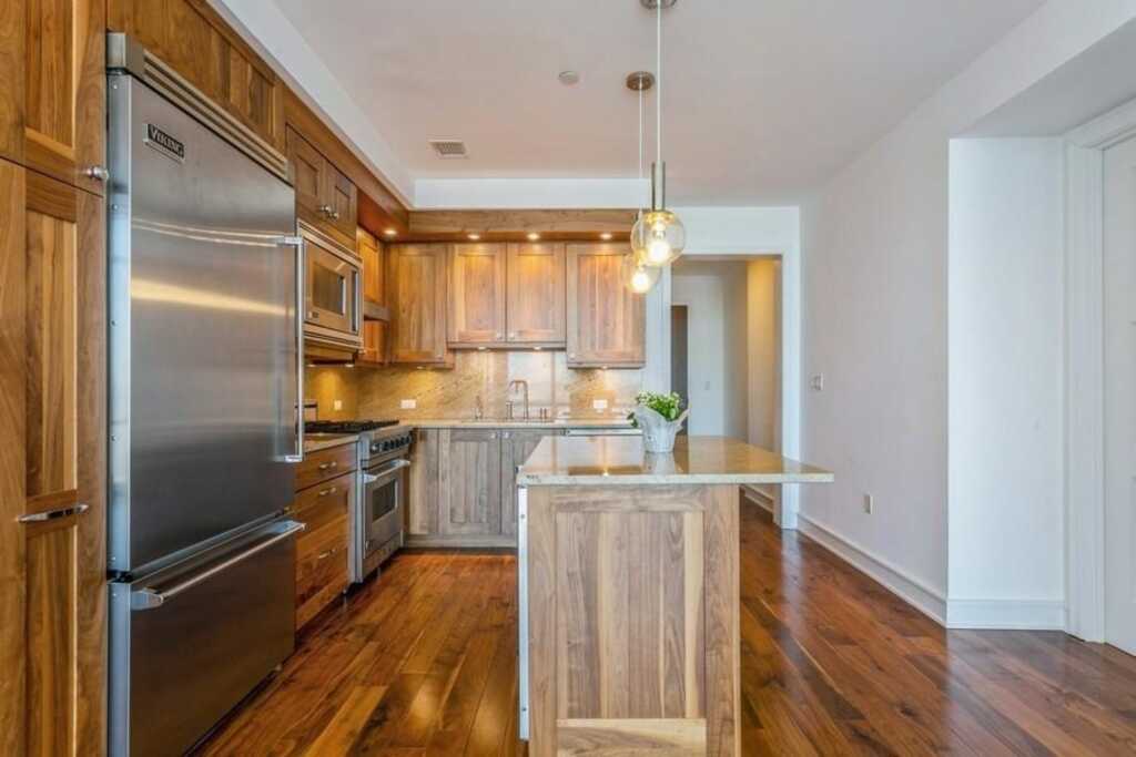 5 Renaissance Square, Unit #18B, White Plains, NY 10601 - Photo 4 of 16