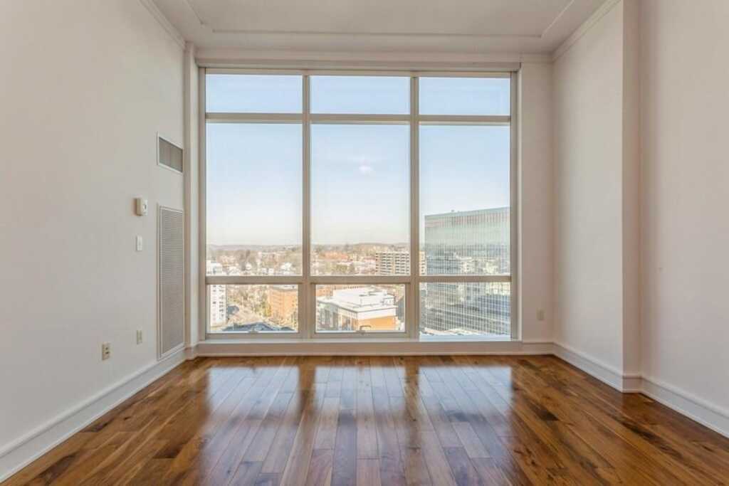 5 Renaissance Square, Unit #18B, White Plains, NY 10601 - Photo 6 of 16