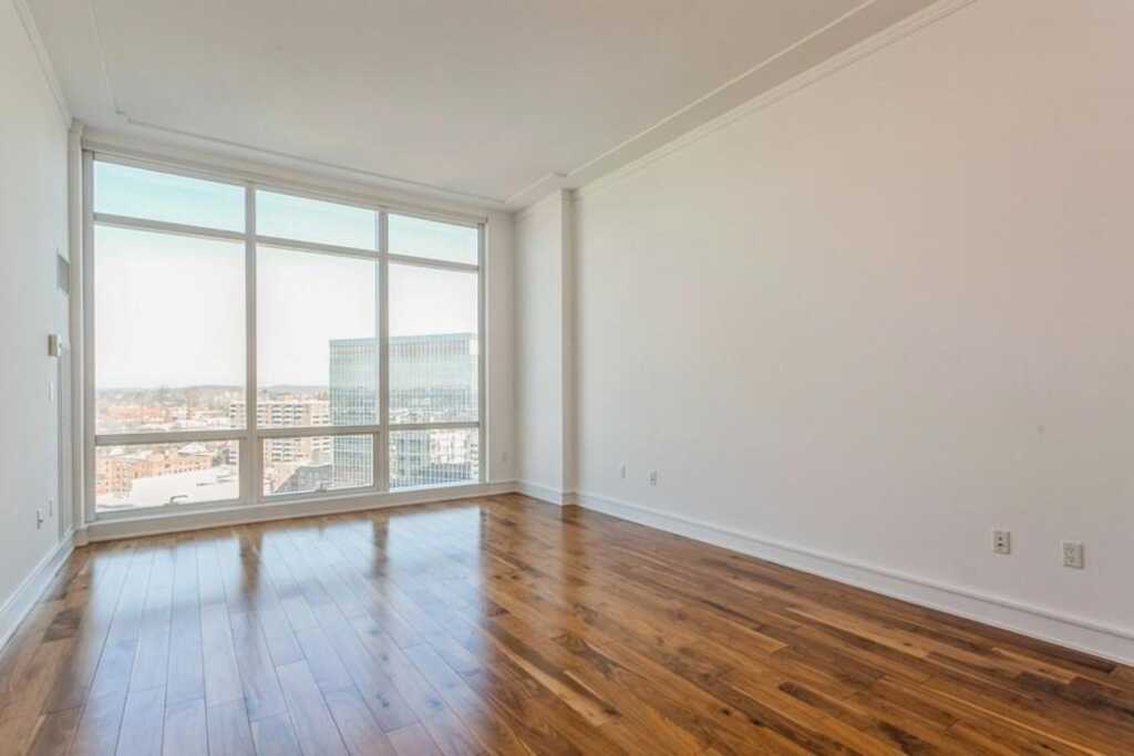 5 Renaissance Square, Unit #18B, White Plains, NY 10601 - Photo 7 of 16