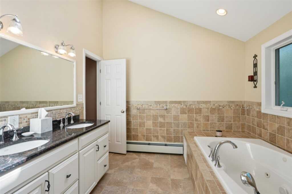 27A Claremont Lane, Suffern, NY 10901 - Photo 16 of 43