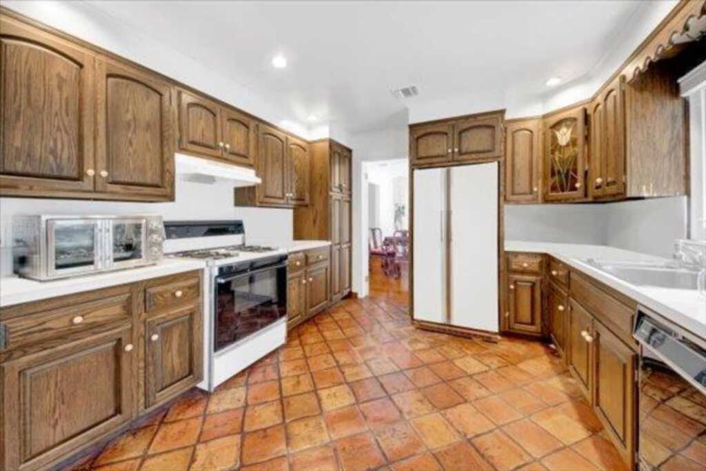 210 Lexow Avenue, Nyack, NY 10960 - Photo 15 of 23