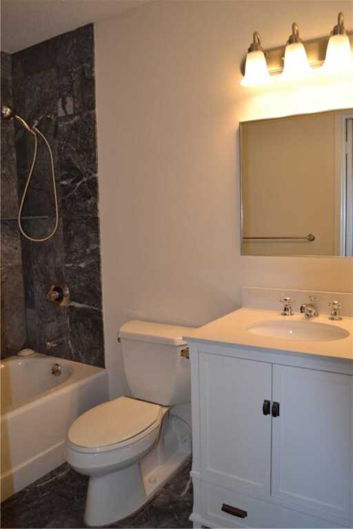 4 Martine Avenue, Unit #1121, White Plains, NY 10606 - Photo 21 of 29
