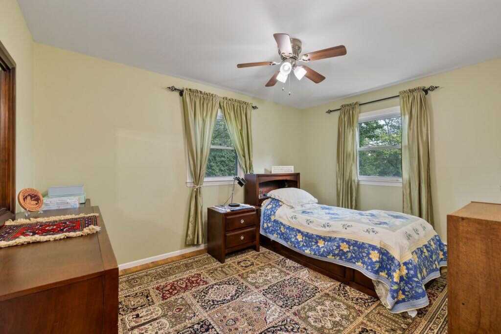 16 Green Bower Lane, New City, NY 10956 - Photo 14 of 32