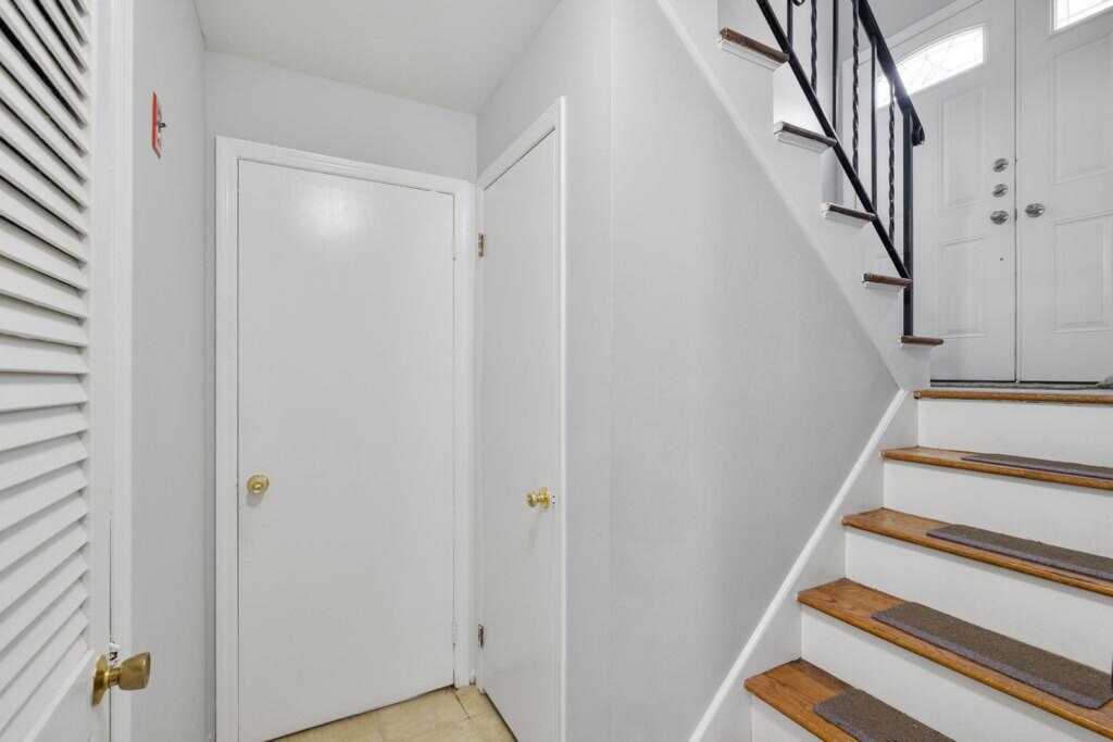 16 Green Bower Lane, New City, NY 10956 - Photo 16 of 32