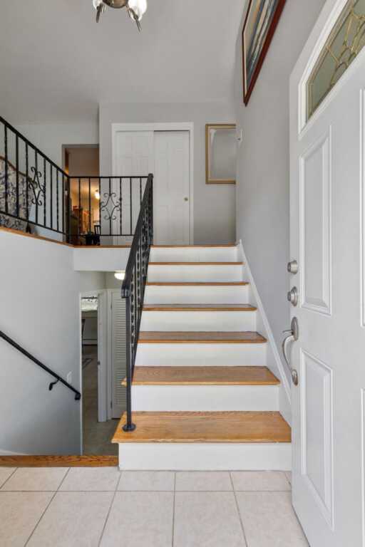 16 Green Bower Lane, New City, NY 10956 - Photo 2 of 32
