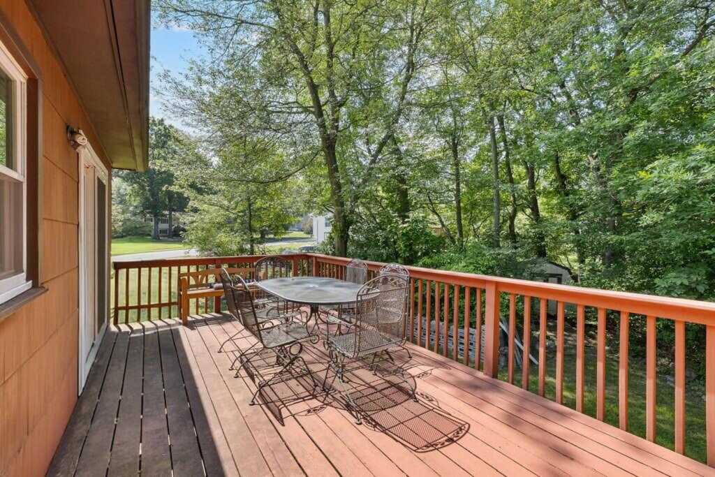 16 Green Bower Lane, New City, NY 10956 - Photo 25 of 32