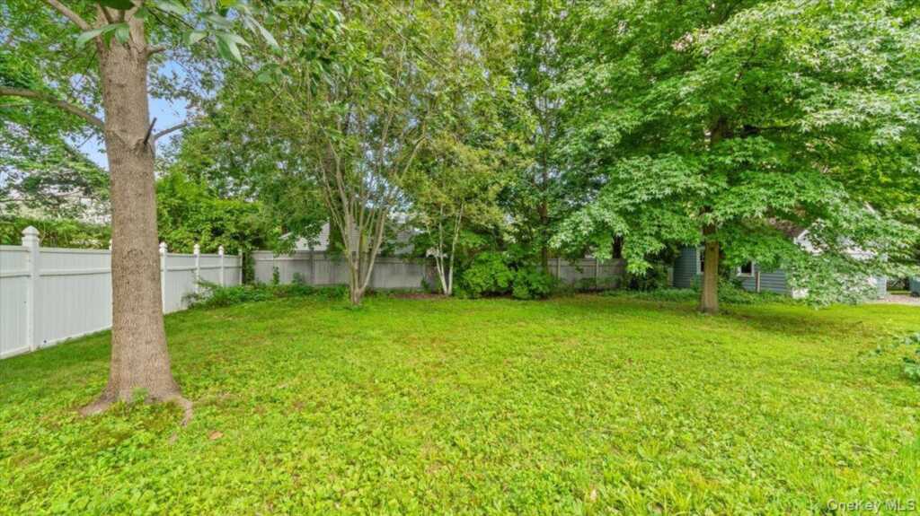 106 Puritan Drive, Rye, NY 10573 - Photo 30 of 31