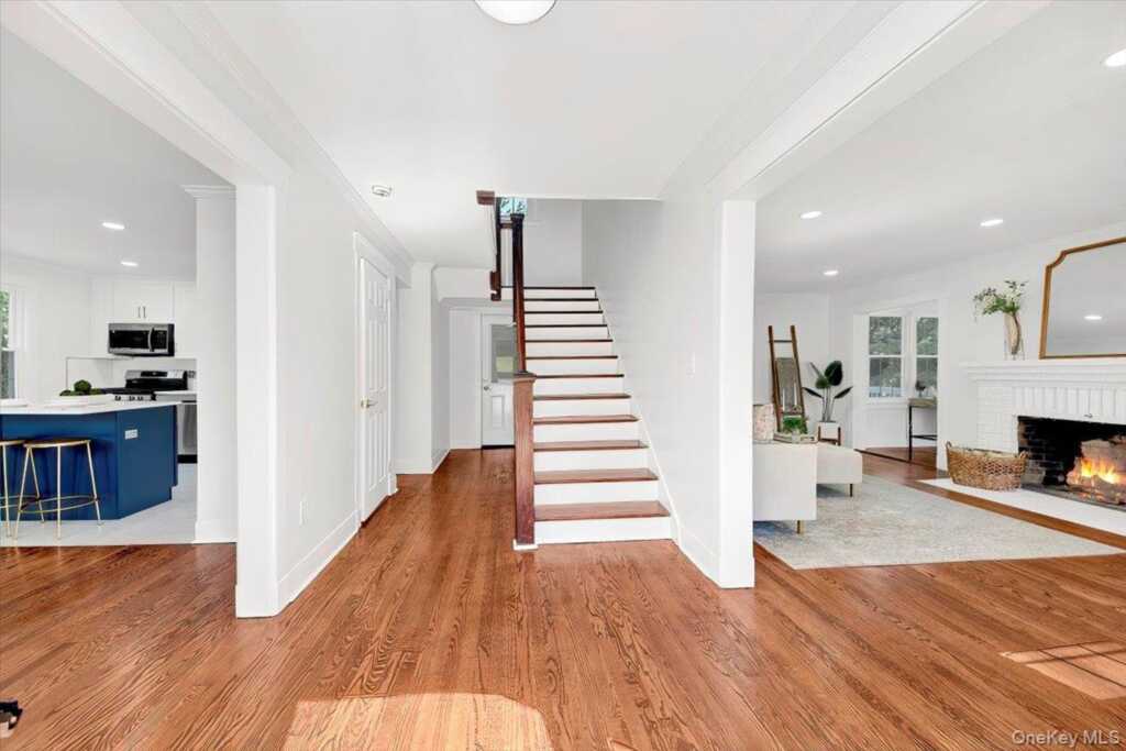 106 Puritan Drive, Rye, NY 10573 - Photo 4 of 31
