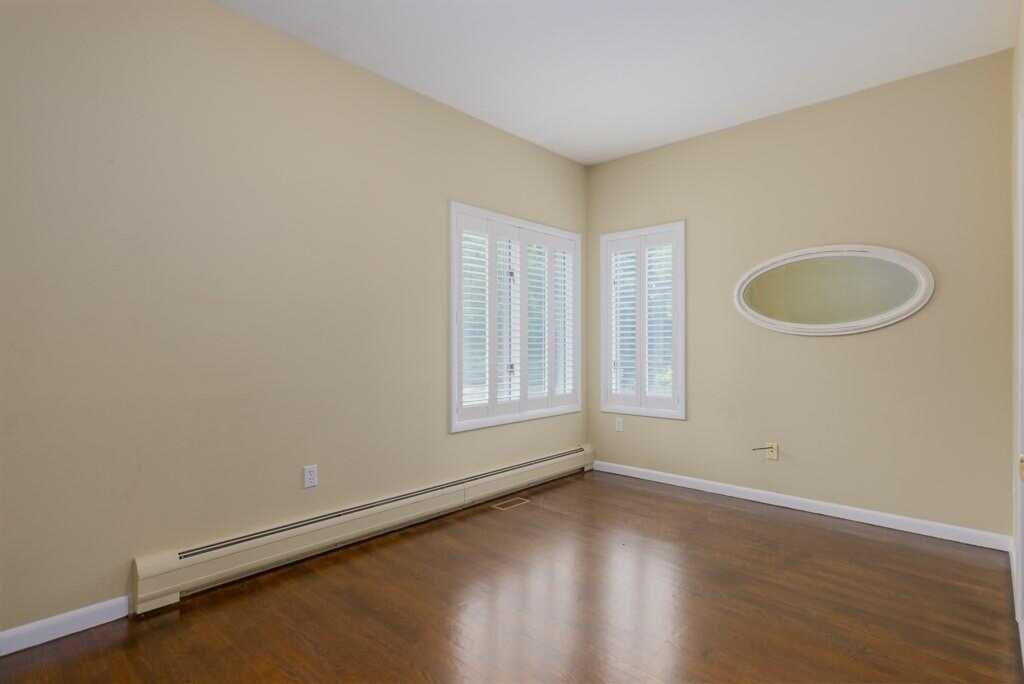185 Spook Rock Road, Suffern, NY 10901 - Photo 12 of 39