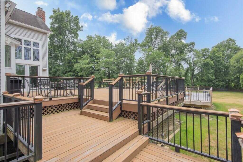 185 Spook Rock Road, Suffern, NY 10901 - Photo 34 of 39