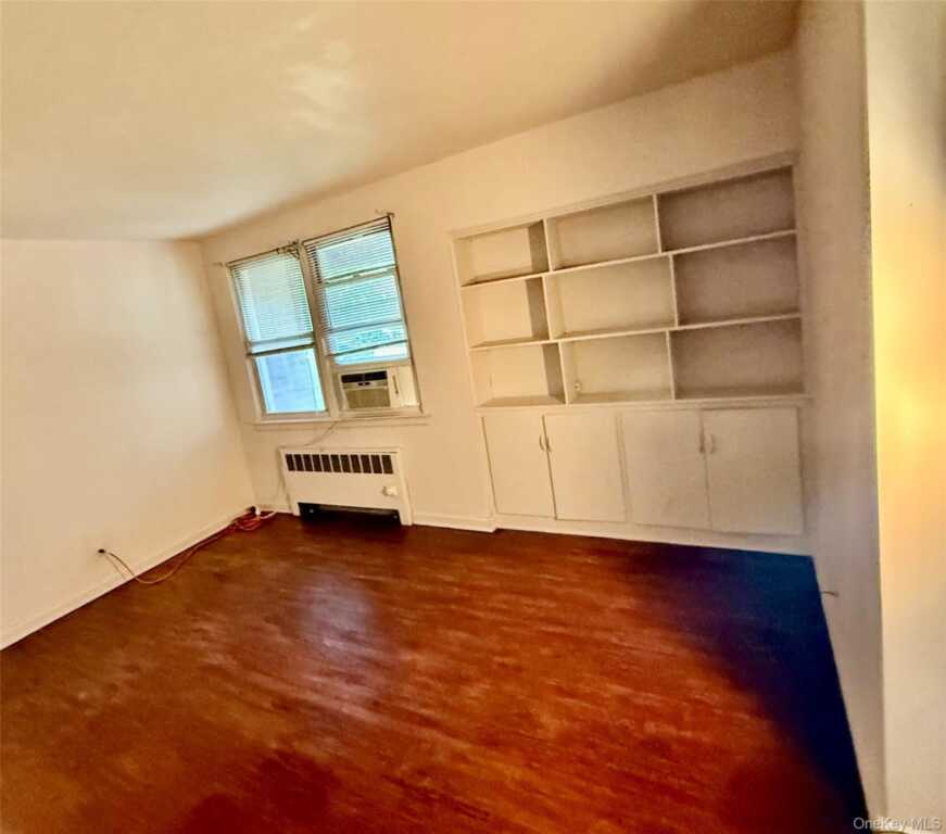 8 Bryant Crescent, Unit #1A, White Plains, NY 10605 - Photo 5 of 20