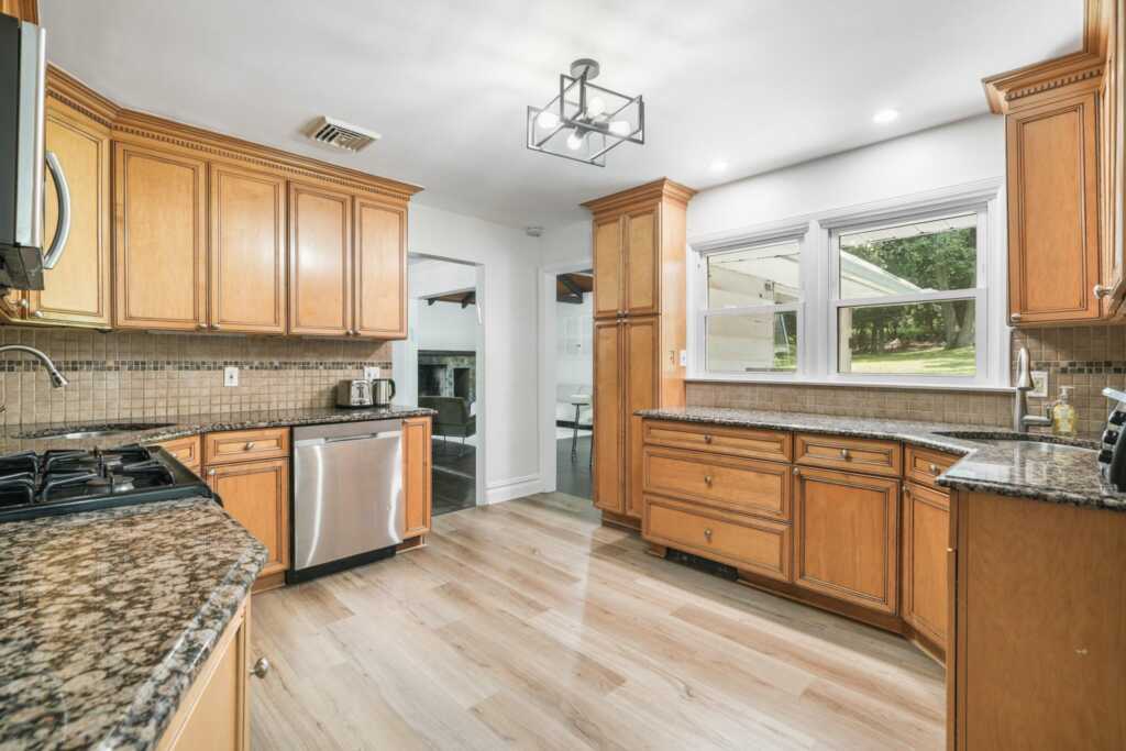 12 Hillside Terrace, Suffern, NY 10901 - Photo 20 of 29