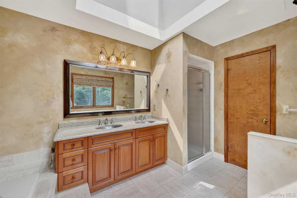 10 Carlton Court, New City, NY 10956 - Photo 21 of 40