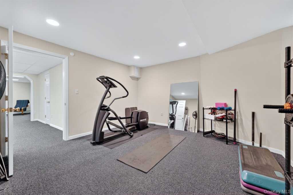 10 Carlton Court, New City, NY 10956 - Photo 27 of 40