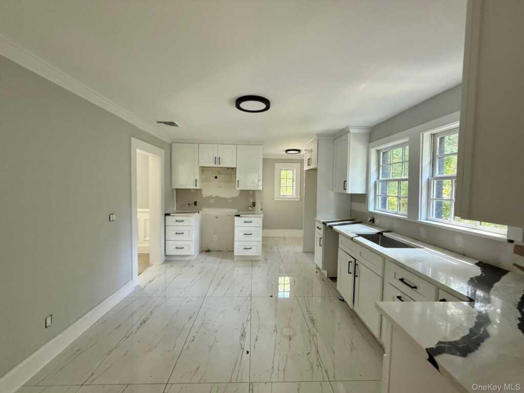 506 Midland Avenue, Rye, NY 10580 - Photo 5 of 18