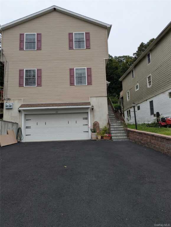 126 Nethermont Avenue, White Plains, NY 10603 - Photo 27 of 28
