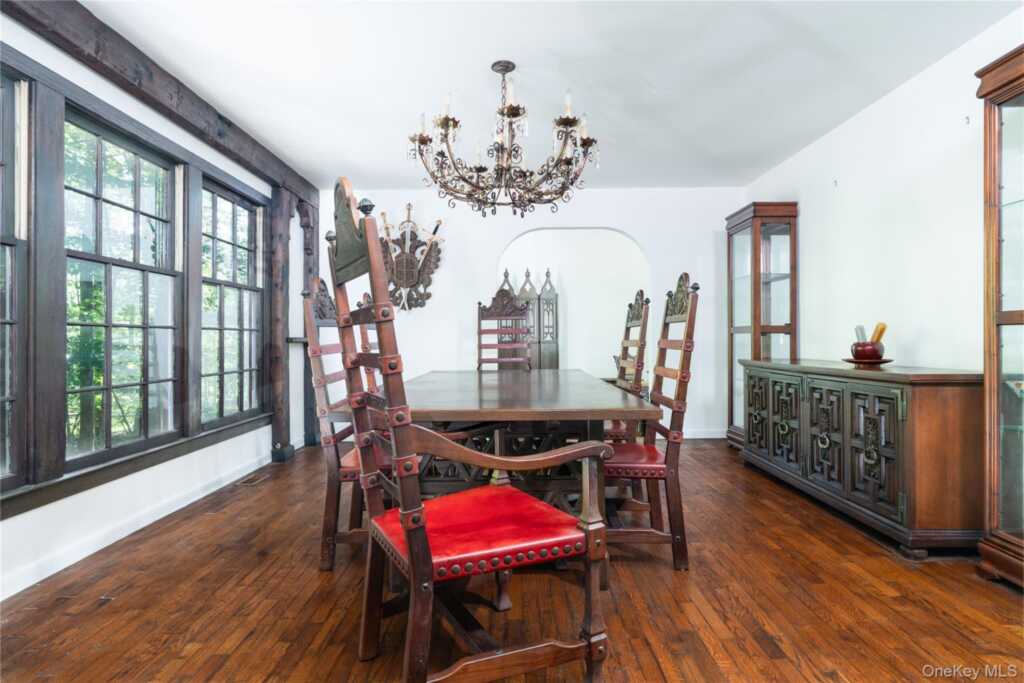 23 Rolling Way, New City, NY 10956 - Photo 14 of 47
