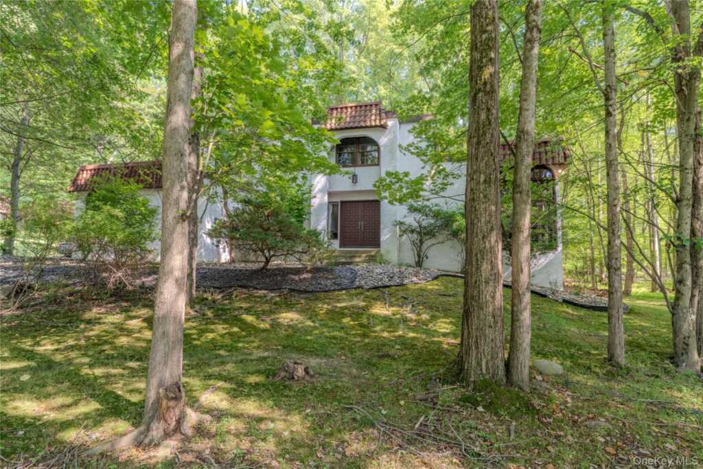 23 Rolling Way, New City, NY 10956 - Photo 46 of 47