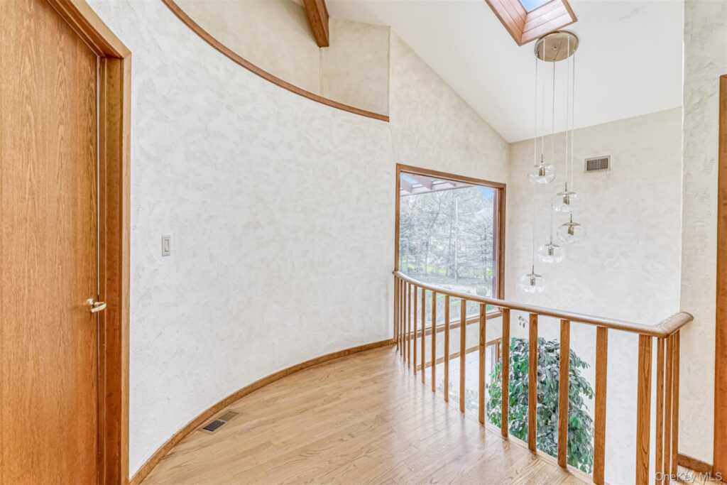 352 Phillips Hill Road, New City, NY 10956 - Photo 23 of 43
