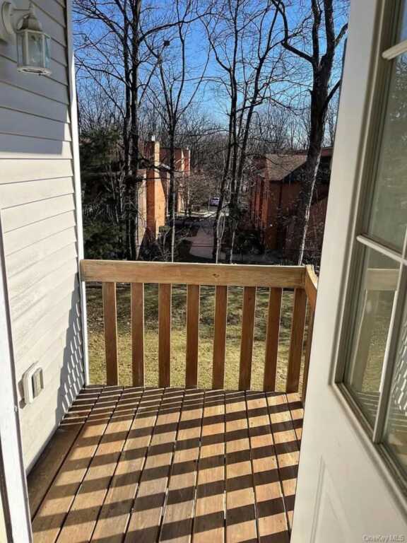 103 Pipetown Hill Road, Nanuet, NY 10954 - Photo 9 of 13