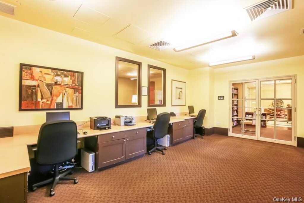 300 Mamaroneck Avenue, Unit #722, White Plains, NY 10605 - Photo 12 of 14