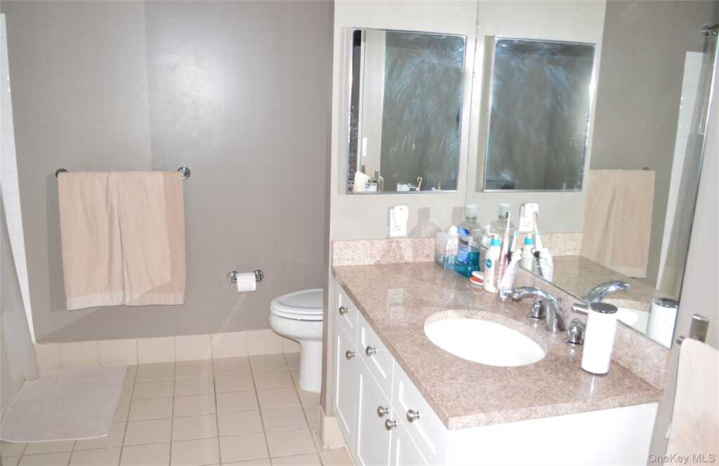 300 Mamaroneck Avenue, Unit #722, White Plains, NY 10605 - Photo 7 of 14