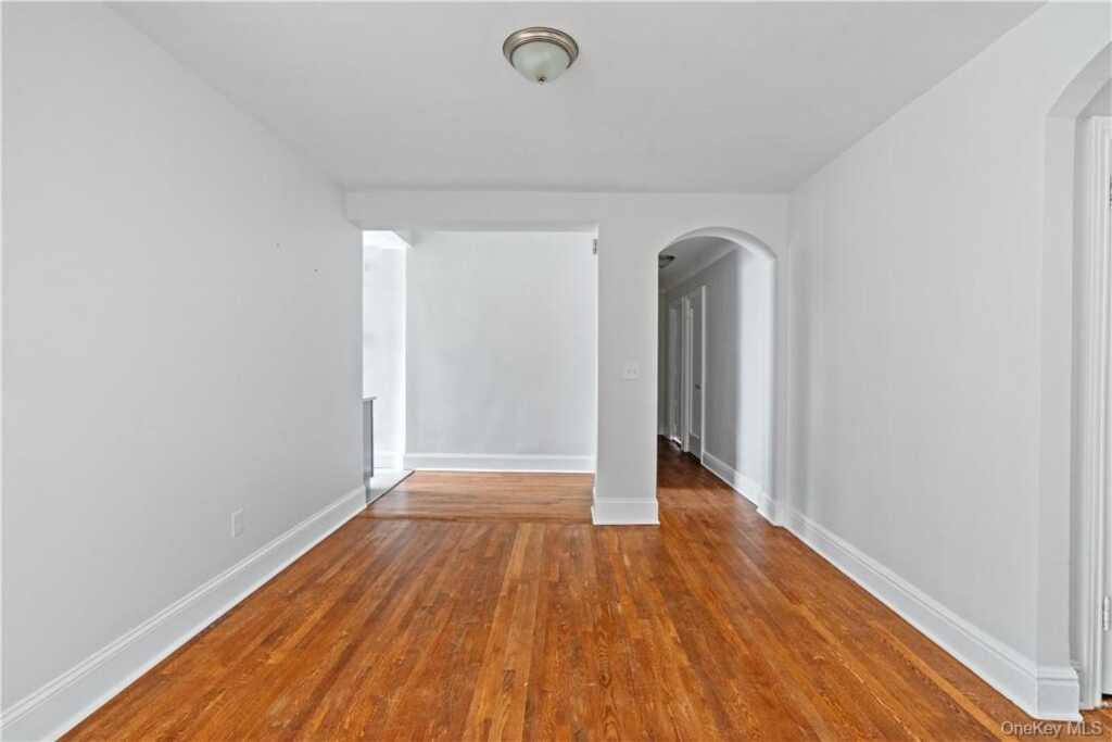250 Martine Avenue, Unit #2F, White Plains, NY 10601 - Photo 7 of 19