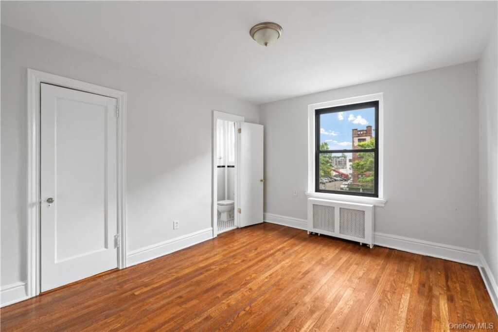 250 Martine Avenue, Unit #2F, White Plains, NY 10601 - Photo 9 of 19