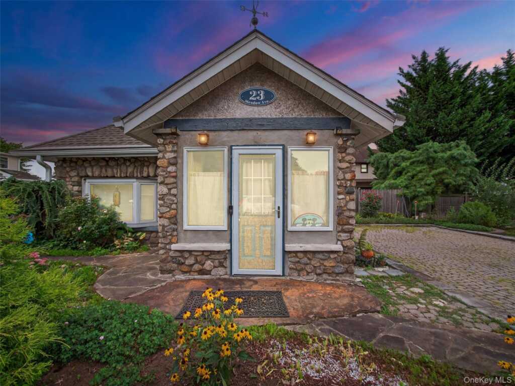 23 Meadow Avenue, Suffern, NY 10901