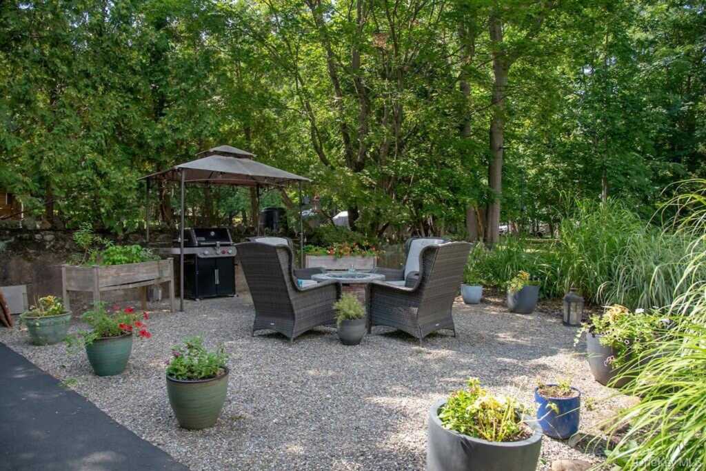359 Orangeburg Road, Pearl River, NY 10965 - Photo 19 of 20