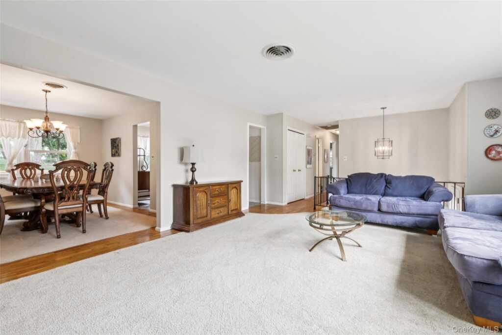 4 Babcock Court, Stony Point, NY 10980 - Photo 7 of 27