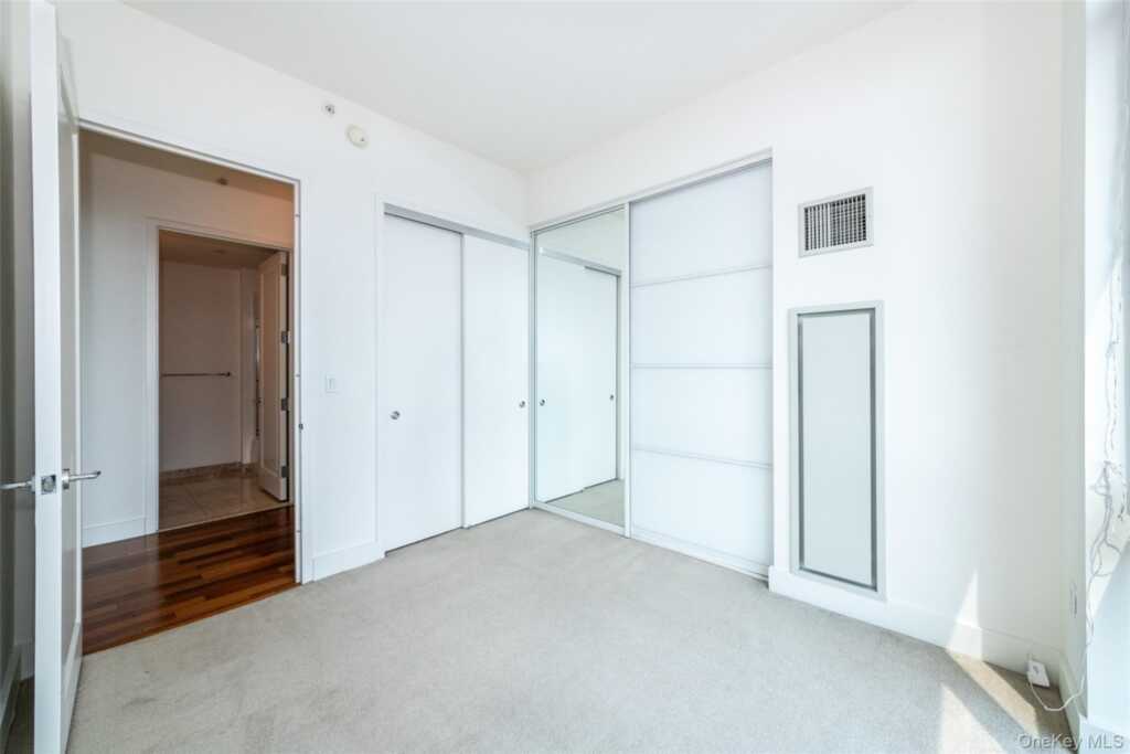 175 Huguenot Street, Unit #PH 701, New Rochelle, NY 10801 - Photo 11 of 27
